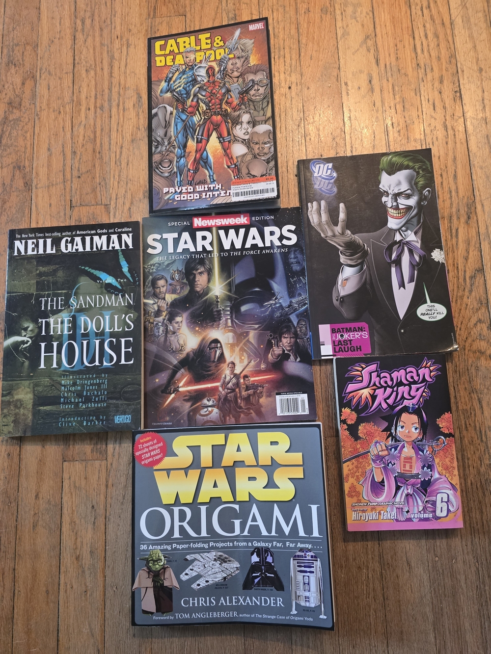 Comic Book and Star Wars Book Lot Multicolor